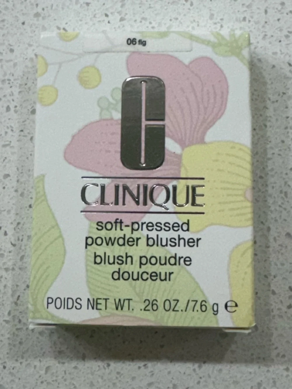 Clinique soft pressed powder blusher color 06 fig